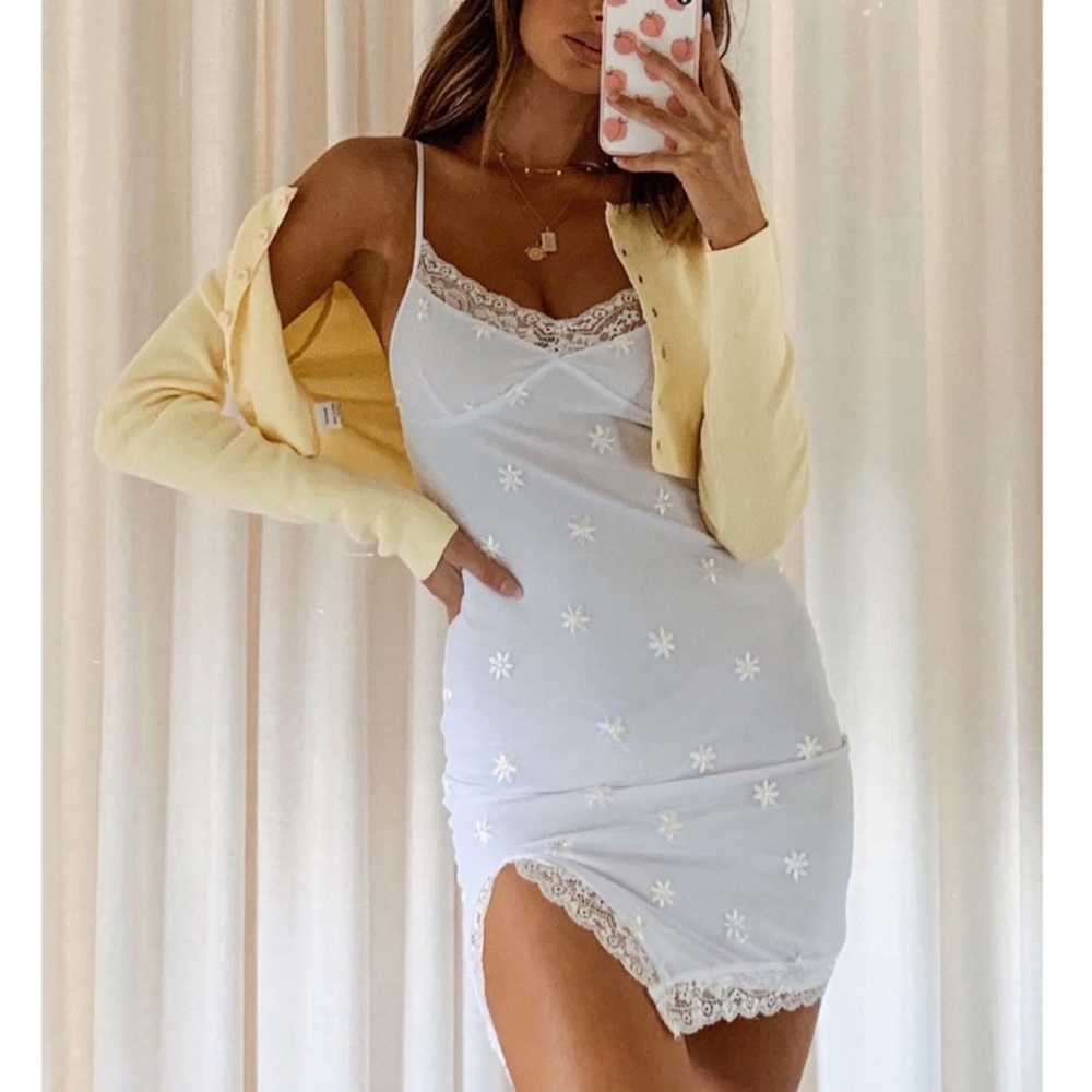 MOTEL ROCKS WHITE DAISY BODYCON